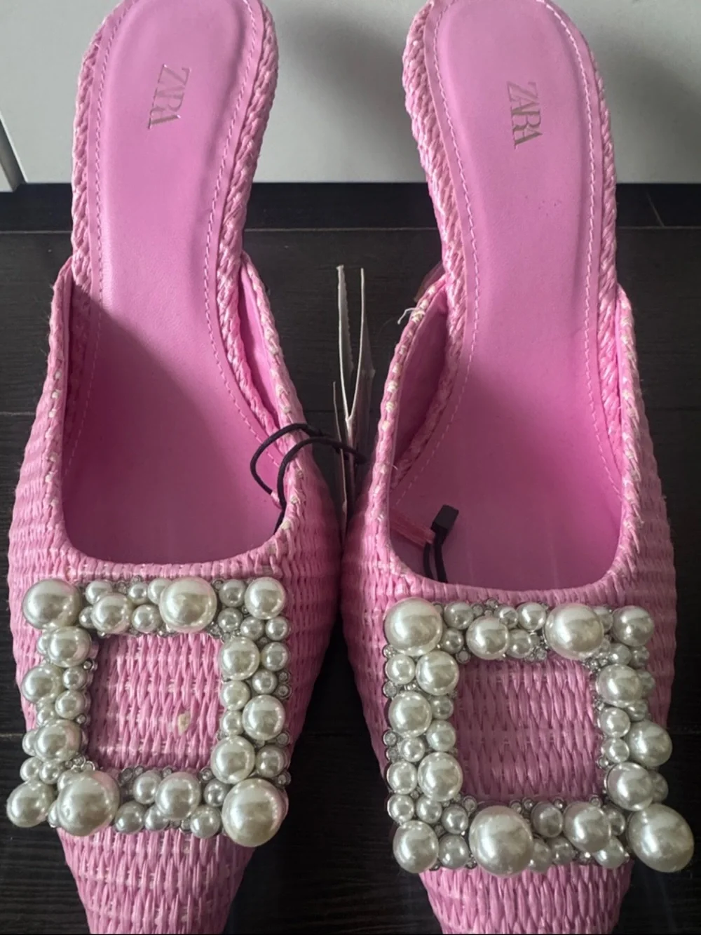 Zara Pink Pearl-Buckle Pointed Mule Martini Heel- Never Worn - Picture 5 of 5